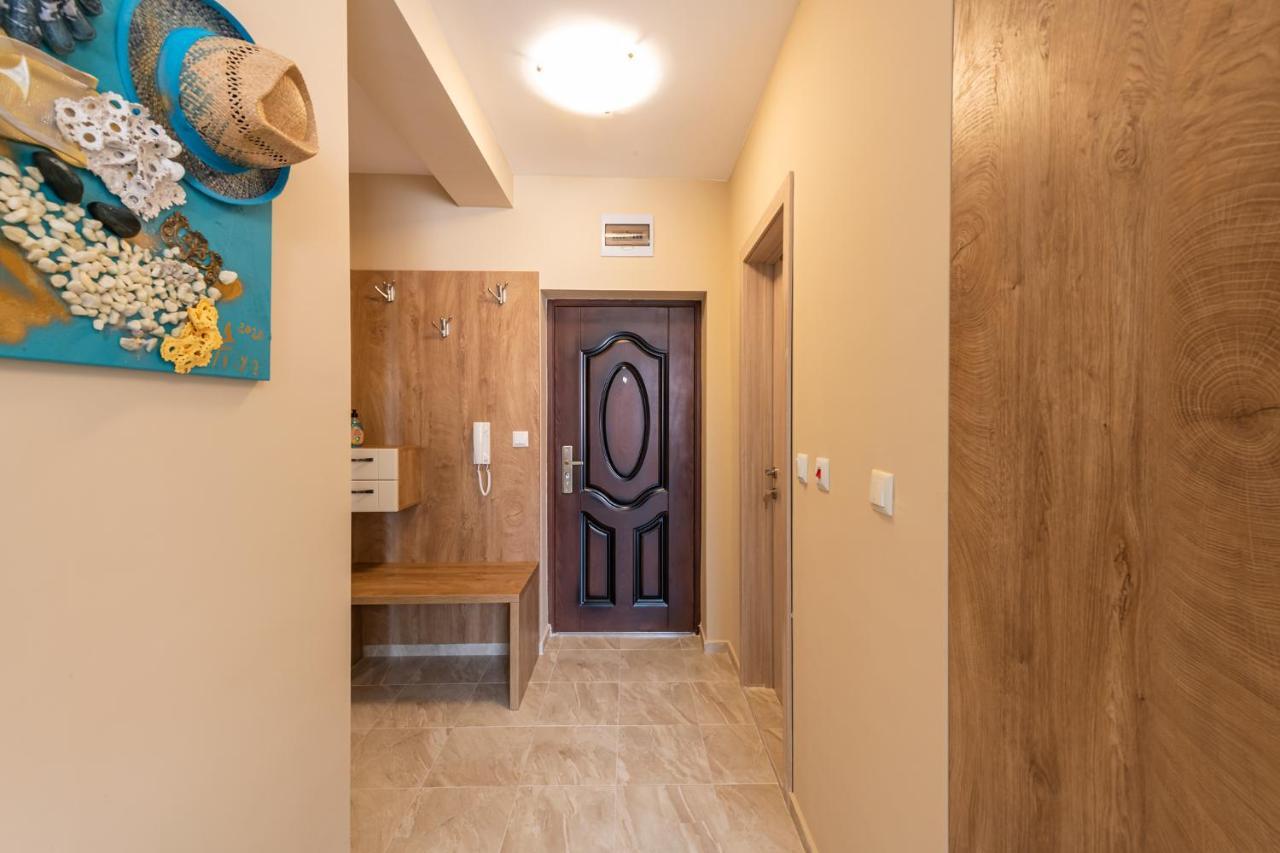 Appartamento Aquamarine Pomorie Esterno foto